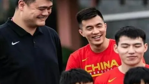 大乐透期号专家质合分析：灰熊对决开拓者推荐预测